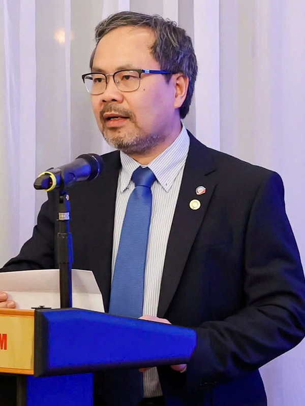 Trần Trọng Hùng